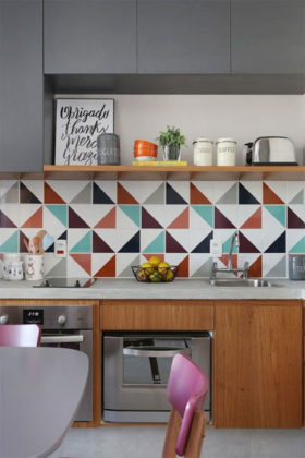 Papel de parede para cozinha com formas geométricas