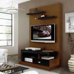 Decoração de sala pequena com painel de tv 07