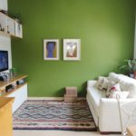 Decoração de sala pequena com painel de tv 65