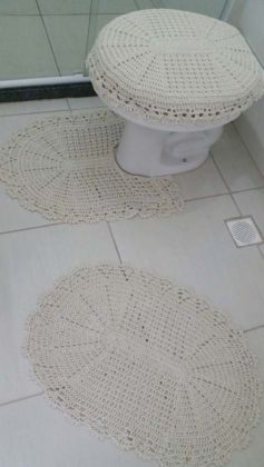 Tapete de crochê para banheiro