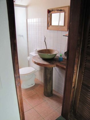 Decoração de banheiro barata e rústico