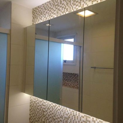 espelho para banheiro com armário