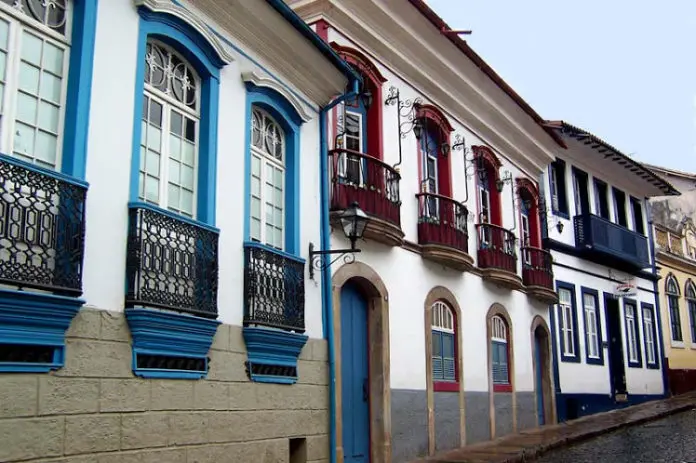 Arquitetura colonial na cidade de Ouro Preto.