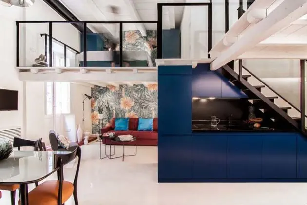 Casas com mezaninos simples